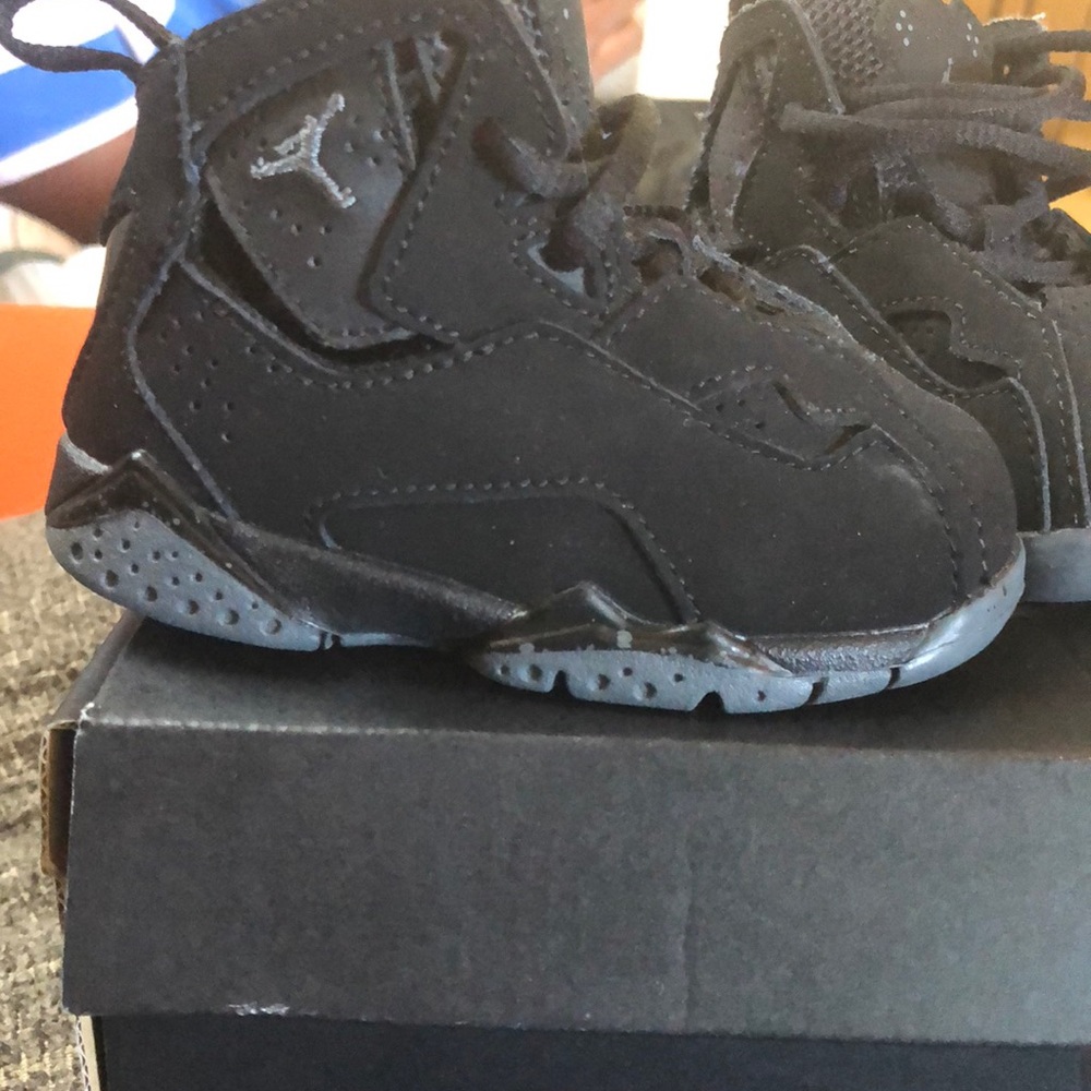 Shoes - Picture 2 of 3